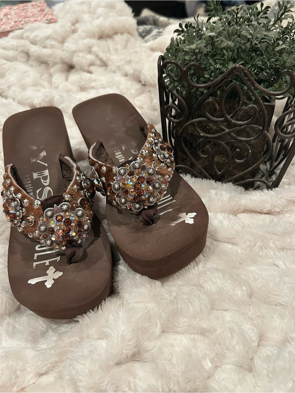 Gypsy Soule Embellished Brown Platform Flip Flop Sandals Size 7